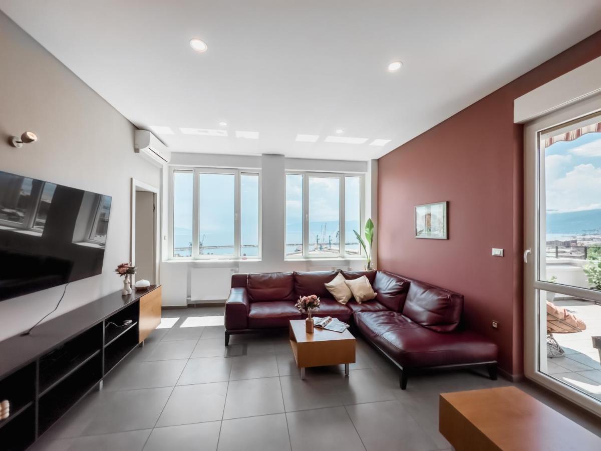Appartement 105M2 Penthouse Sea View Rijeka With Free Garage Parking Extérieur photo